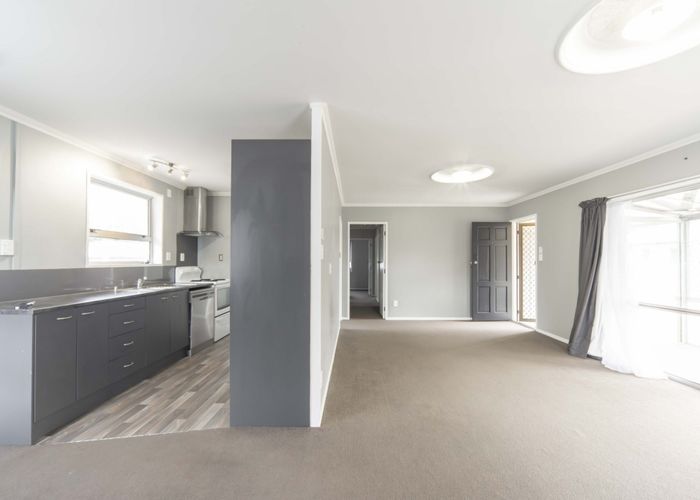  at 81 Oakfield Crescent, Pukete, Hamilton