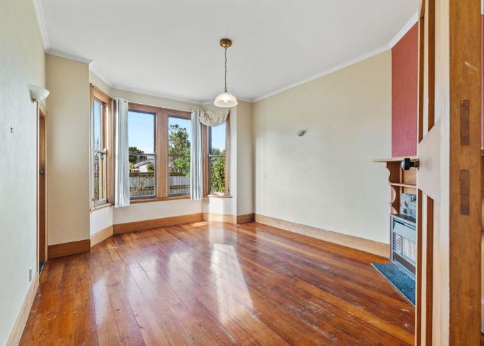  at 8 Millar Street, Terrace End, Palmerston North, Manawatu / Whanganui