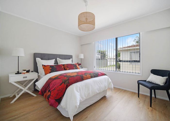  at 5/187A Buckland Road, Mangere East, Auckland