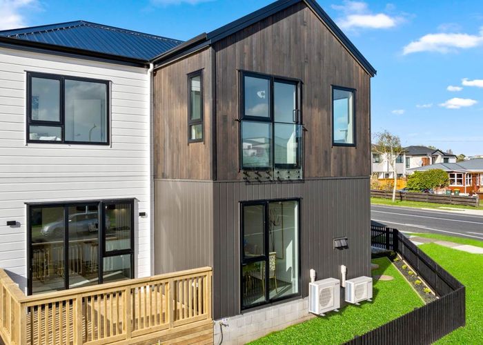  at 70 Marendellas Drive & 88 & 88A Hutchinson Road, Bucklands Beach, Manukau City, Auckland