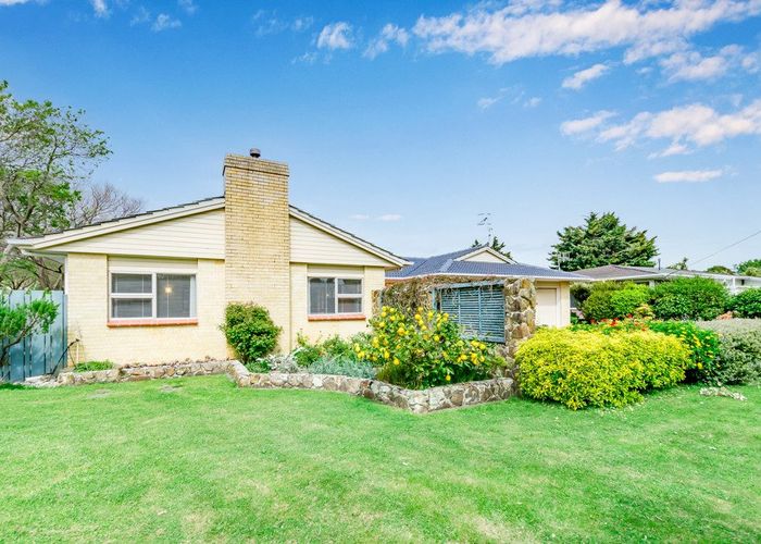  at 38 Alexander Road, Raumati Beach, Paraparaumu