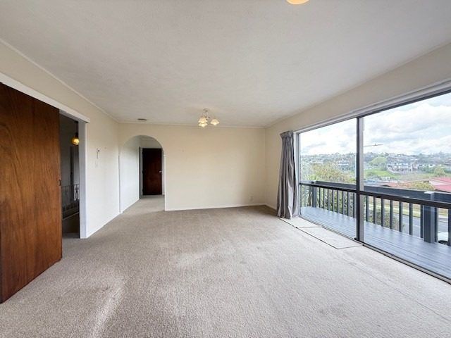  at 70 Glencoe Road, Browns Bay, North Shore City, Auckland