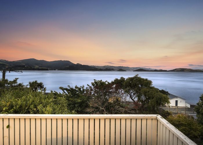 at 1 King George Street, Broad Bay, Dunedin