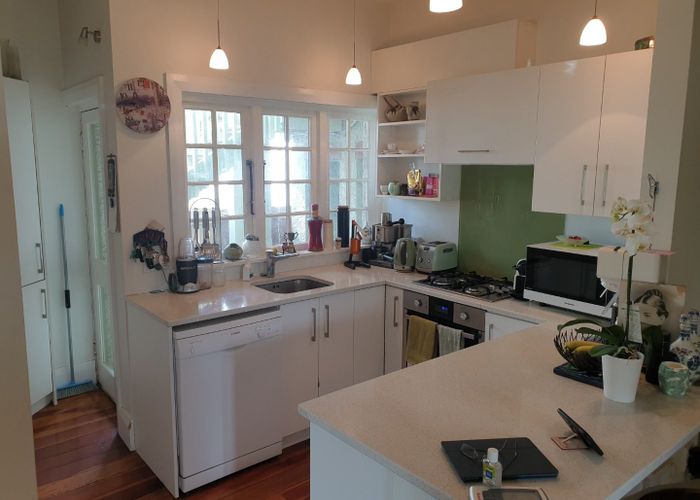  at 4 Inverlochy Place, Te Aro, Wellington, Wellington