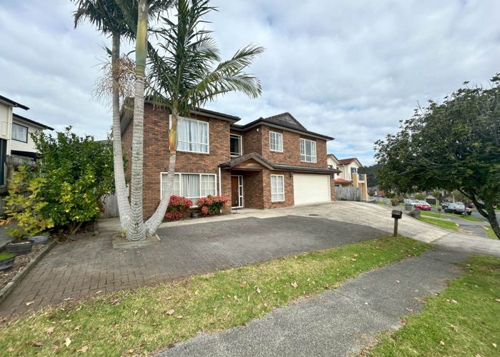  at 16 Vinewood Drive, Albany, North Shore City, Auckland