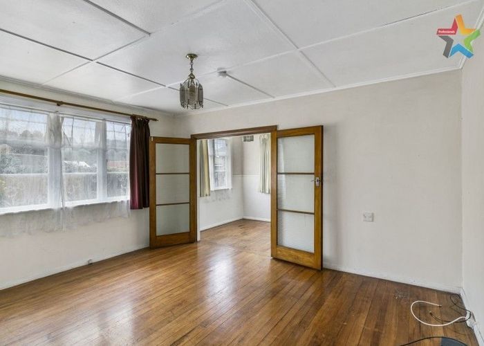  at 1/1159 High Street, Taita, Lower Hutt