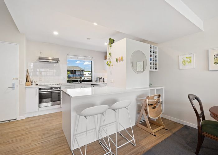  at 4/33 Winchester Street, Merivale, Christchurch