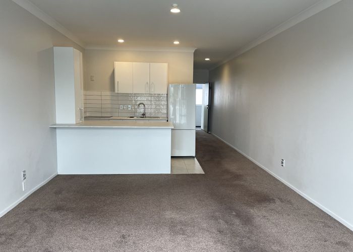  at 210/3 Morningside Drive, Morningside, Auckland City, Auckland