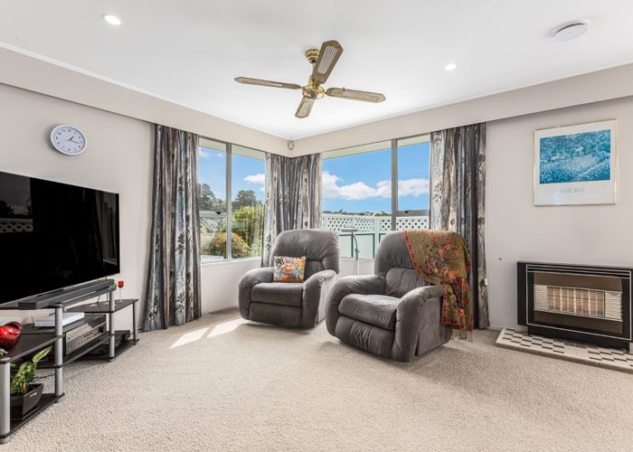  at 27 Staithes Drive North, Whitby, Porirua