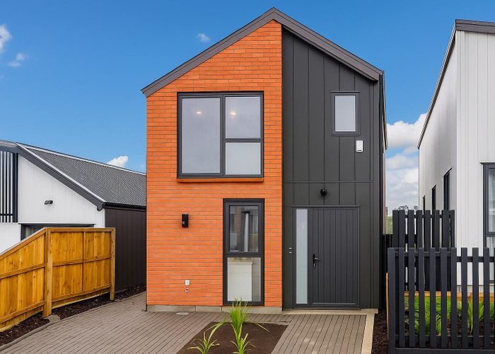  at 17 Puhikawa Street, Massey, Waitakere City, Auckland