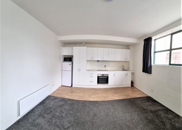  at 9/5 Hopper Street, Mount Cook, Wellington