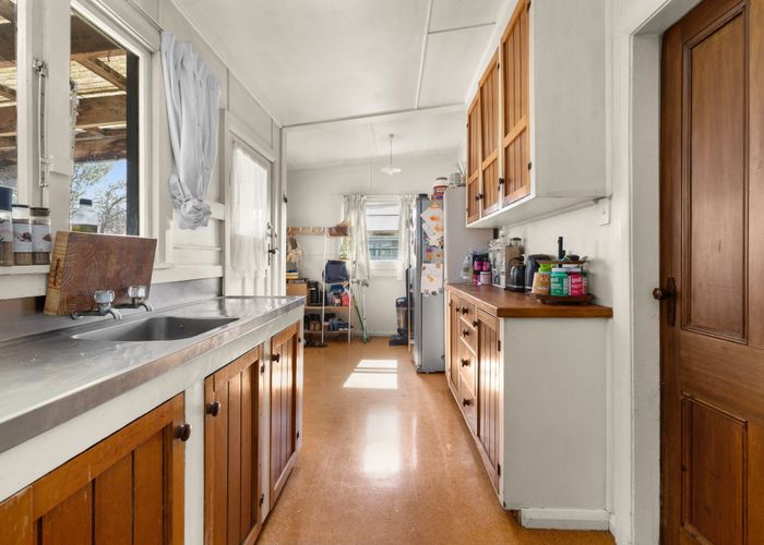  at 815 Clive Street, Akina, Hastings