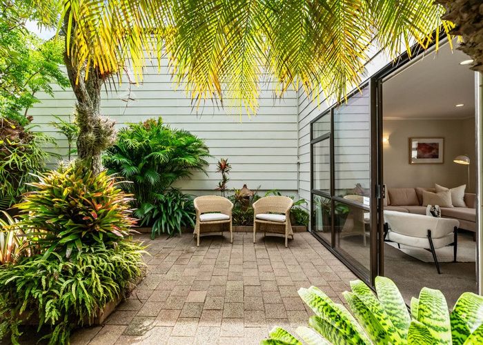  at 4/20 Hayden Street, Freemans Bay, Auckland City, Auckland