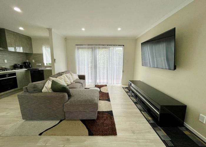  at 9 Navan Place, Dannemora, Auckland