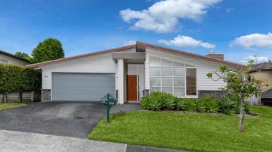  at 44 William Gamble Drive, Greenhithe, Auckland