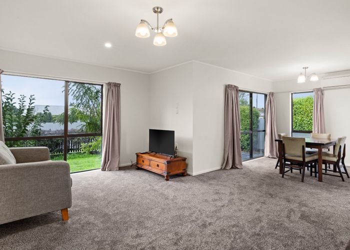  at 905 Collinge Road, Mayfair, Hastings