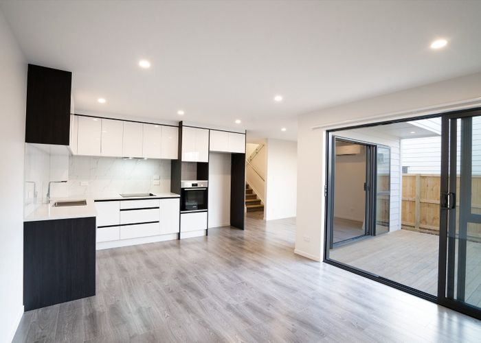  at 16C Dianthus Place, Browns Bay, Auckland