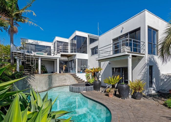  at 14 Eclipse Place, Half Moon Bay, Manukau City, Auckland