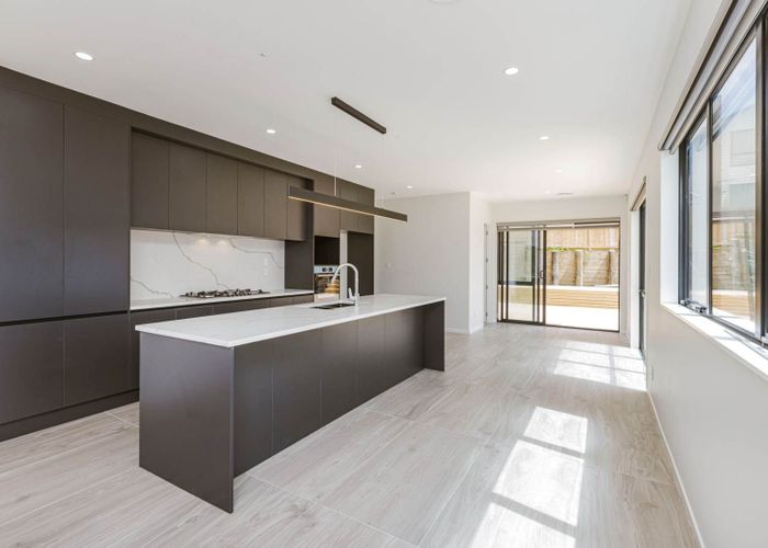 at 27 Bremner Ridge Street, Flat Bush, Manukau City, Auckland