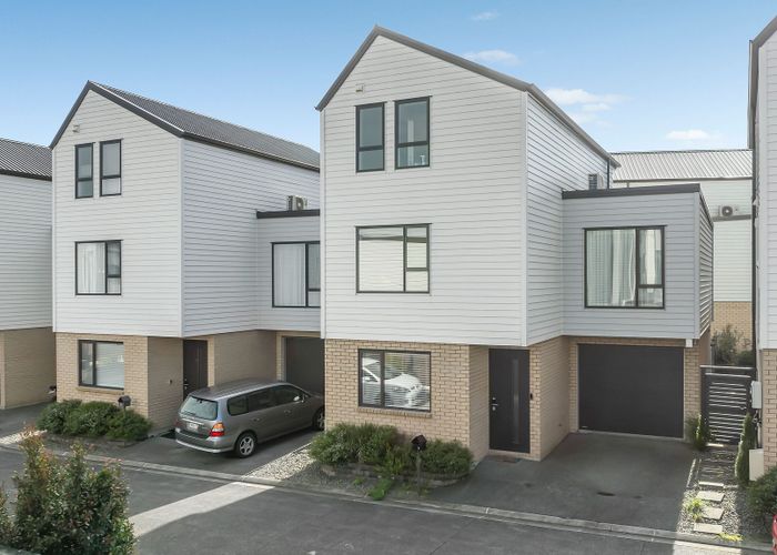  at 10 Koropiko Lane, Flat Bush, Auckland
