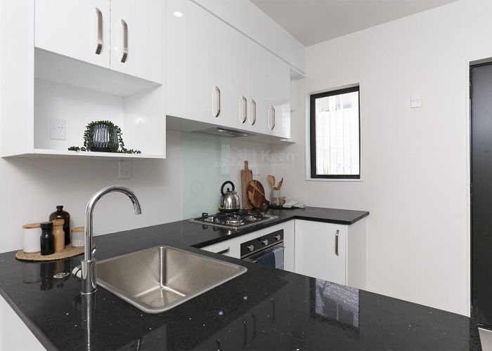  at 9/2C Walsall Street, Avondale, Auckland City, Auckland