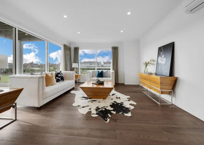  at 14 Edgewater Drive, Karaka, Papakura