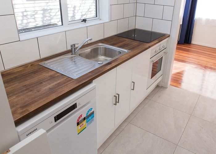  at 25 Handyside, Tawa, Wellington, Wellington