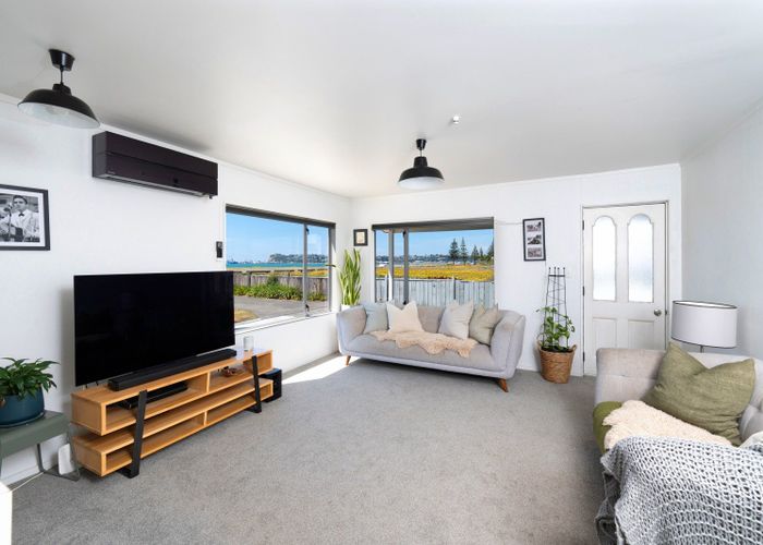  at 1/64 The Esplanade, Westshore, Napier