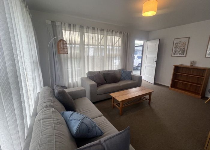  at 2/8a Marshall Street, Woolston, Christchurch City, Canterbury
