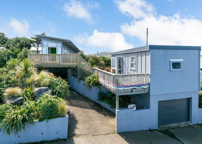  at 46 High Street, Island Bay, Wellington