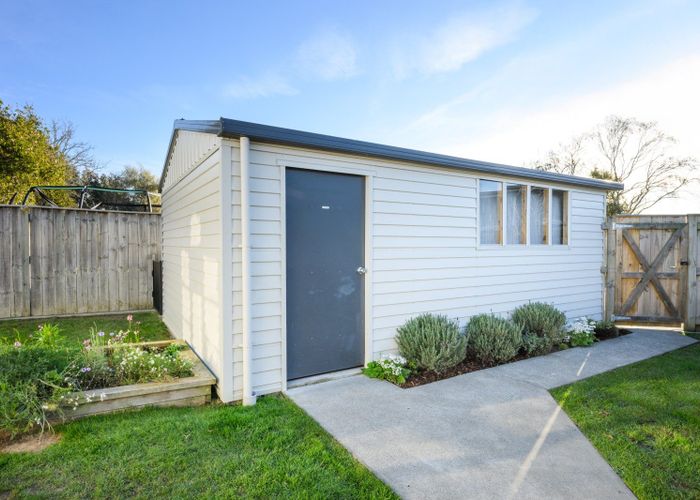  at 15B Lifford Place, Awapuni, Palmerston North, Manawatu / Whanganui