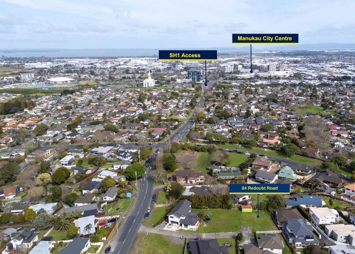  at 84 Redoubt Road, Goodwood Heights, Manukau City, Auckland