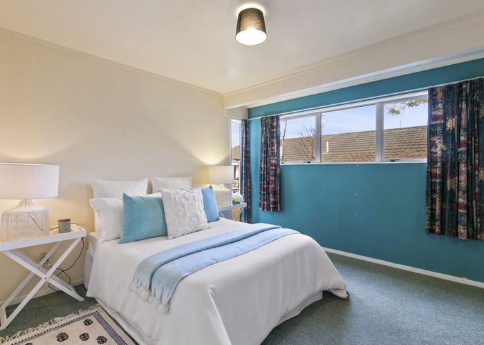  at 35B Cambrian Street, Churton Park, Wellington