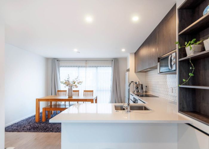 at 7/35 Hogans Road, Glenfield, Auckland
