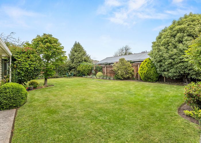  at 52 Charlcott Street, Burnside, Christchurch City, Canterbury