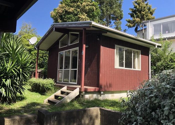  at 31 Cron Avenue, Te Atatu South, Waitakere City, Auckland