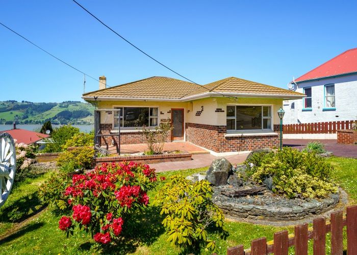  at 12 Kowhai Street, Ravensbourne, Dunedin