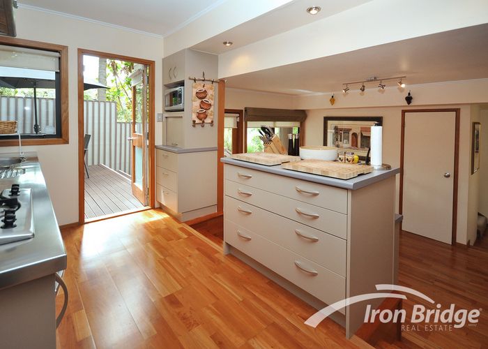  at 1/51 Seaton Road, Murrays Bay, Auckland