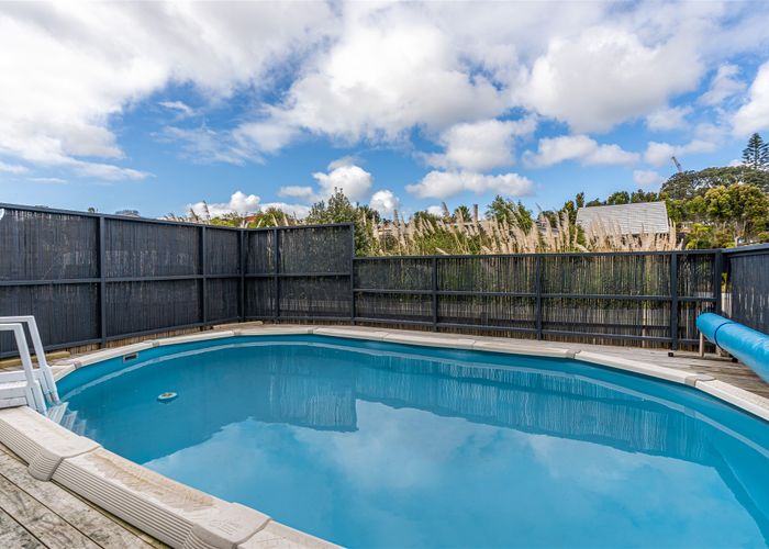  at 13 Merwood Lane, Devonport, Auckland