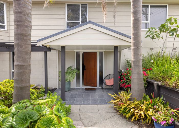  at 1097 Papamoa Beach Road, Papamoa Beach, Papamoa