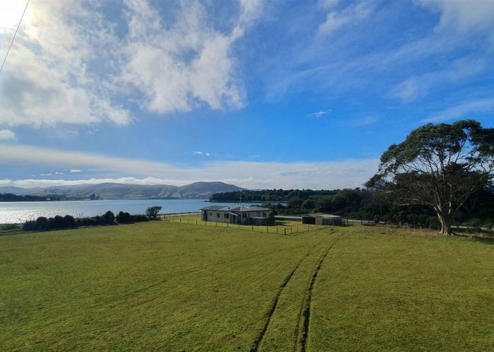  at 6 Jacks Bay Road, Hinahina