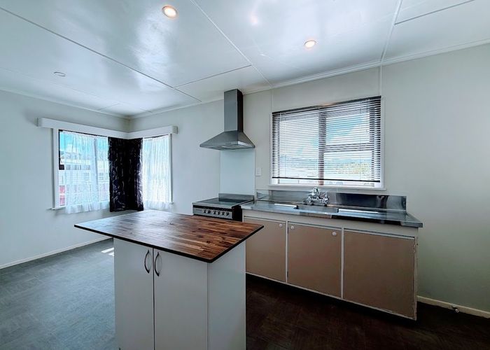  at 68 Wainuiomata Rd, Wainuiomata, Lower Hutt, Wellington