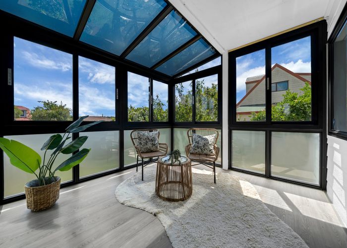  at 1/82 Aviemore Drive, Highland Park, Manukau City, Auckland