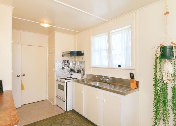  at 1034 High Street, Avalon, Lower Hutt, Wellington