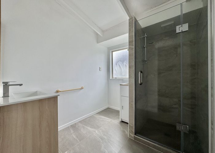  at 125B Seabrook Ave, New Lynn, Waitakere City, Auckland