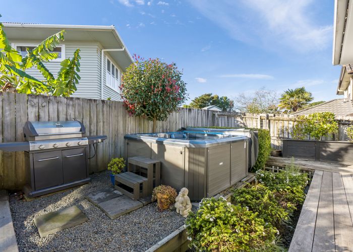  at 12 Bledisloe St, Cockle Bay, Manukau