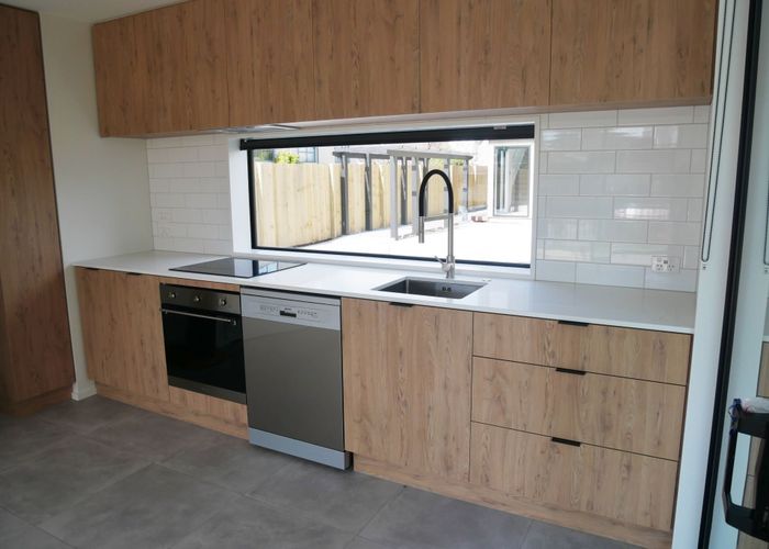  at 1/320 Gloucester St, City Centre, Christchurch City, Canterbury