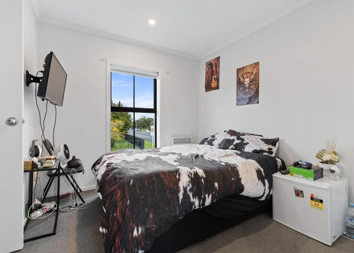  at 2/135 Silverdale Road, Silverdale, Hamilton, Waikato