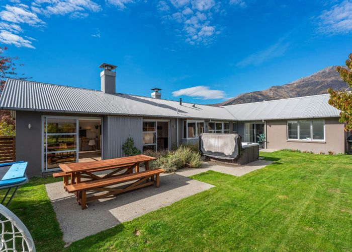  at 5 Crawford Place, Lake Hayes, Queenstown