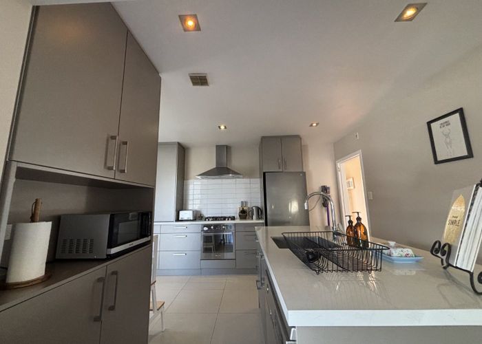  at 16 Taikata Road, Te Atatu Peninsula, Waitakere City, Auckland